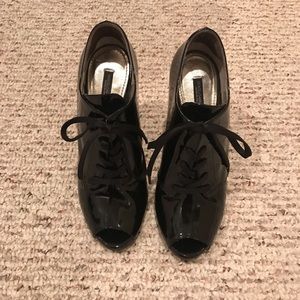 D&G peep toe patent leather lace up bootie